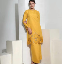 Load image into Gallery viewer, Kurung Sulam Thalia