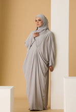 Load image into Gallery viewer, Kaftan Suraya with Butterfly Shawl