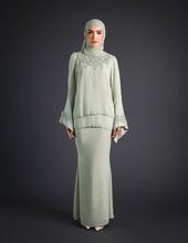 Load image into Gallery viewer, Emmelyn Kurung