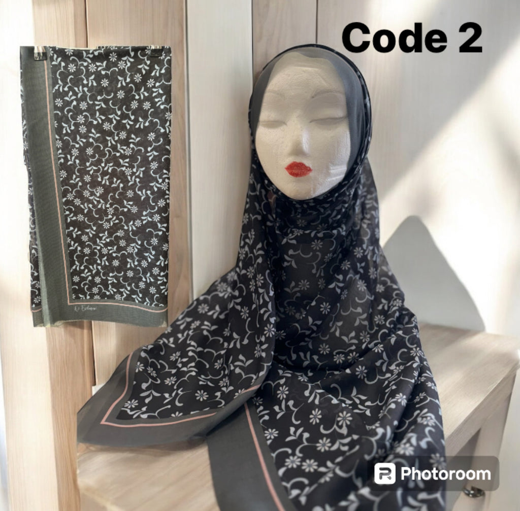 Printed Square Shawl (STD Size)