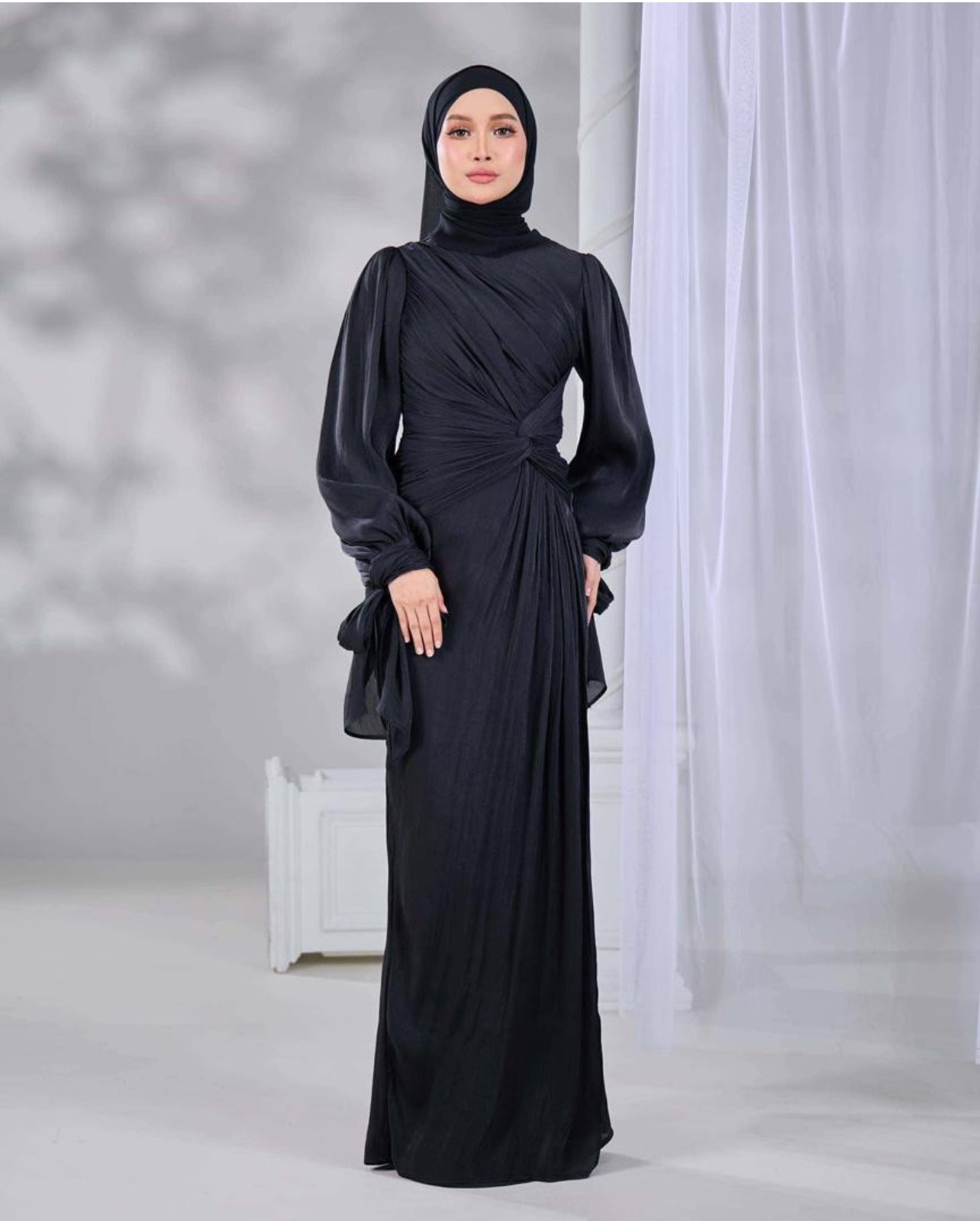 Mahra Dress