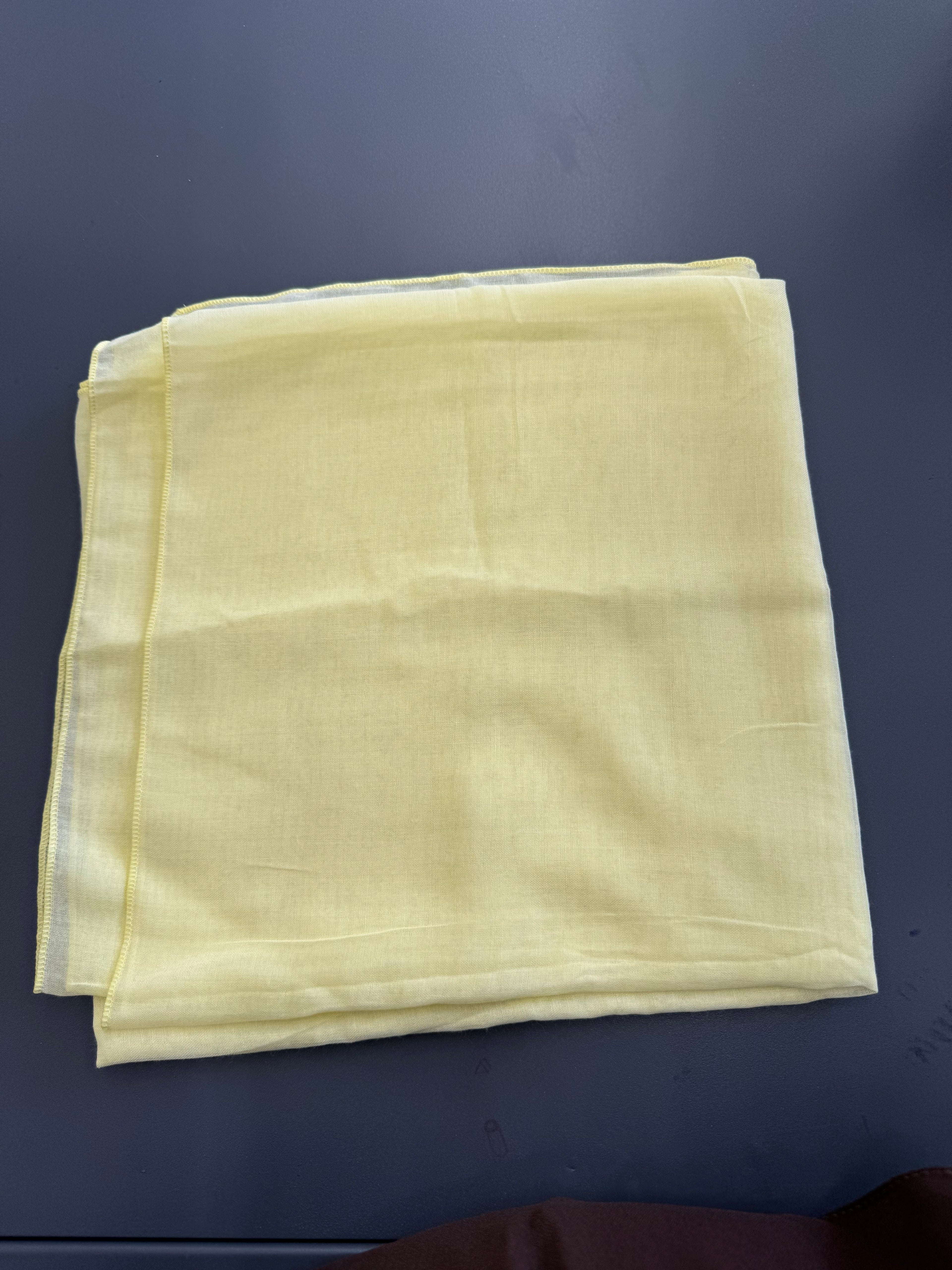 Bawal Plain (Square)