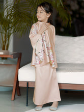 Load image into Gallery viewer, Daniesha Kaftan Girls(Pre-Order)
