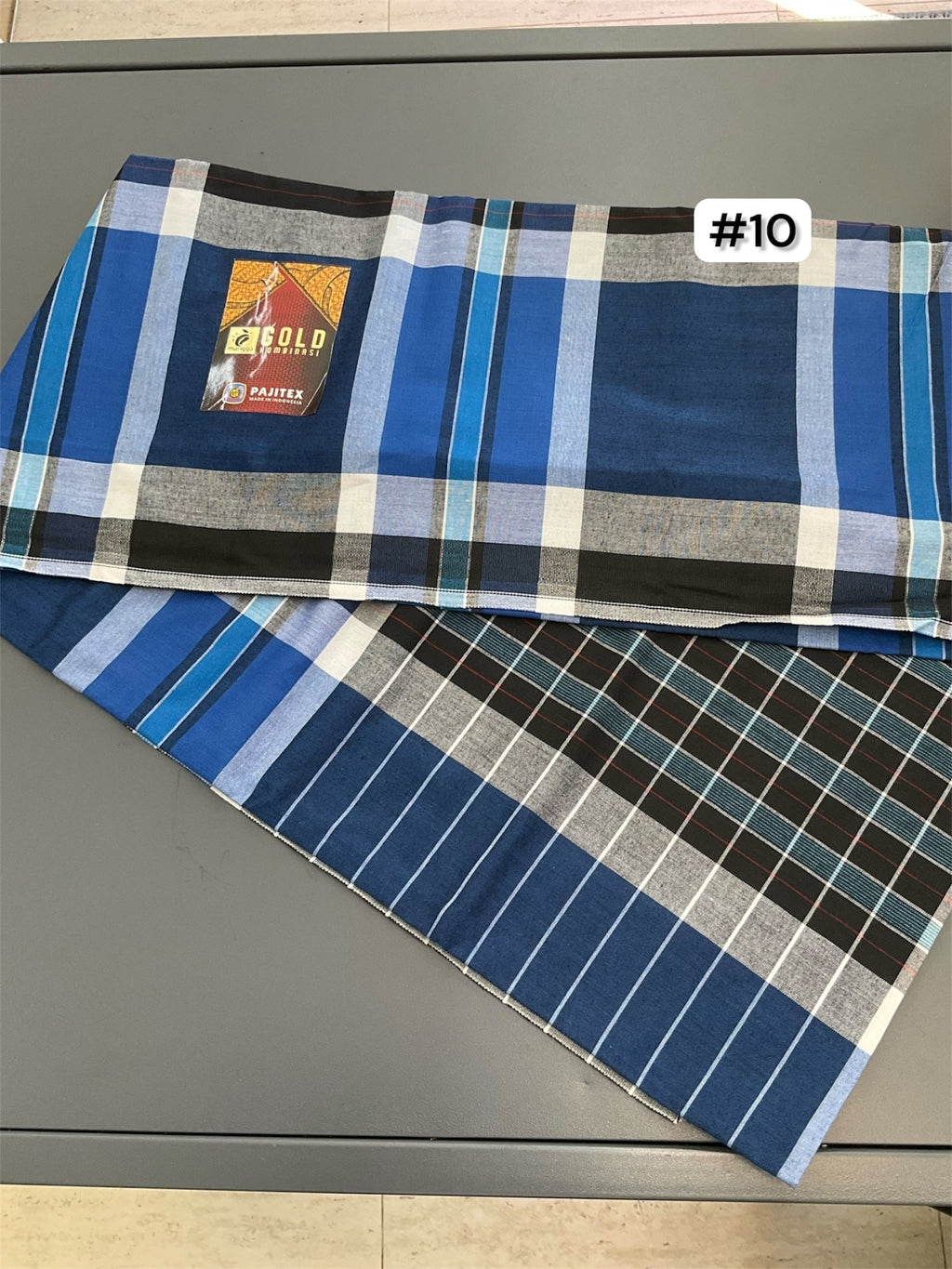 Sarong Pelekat