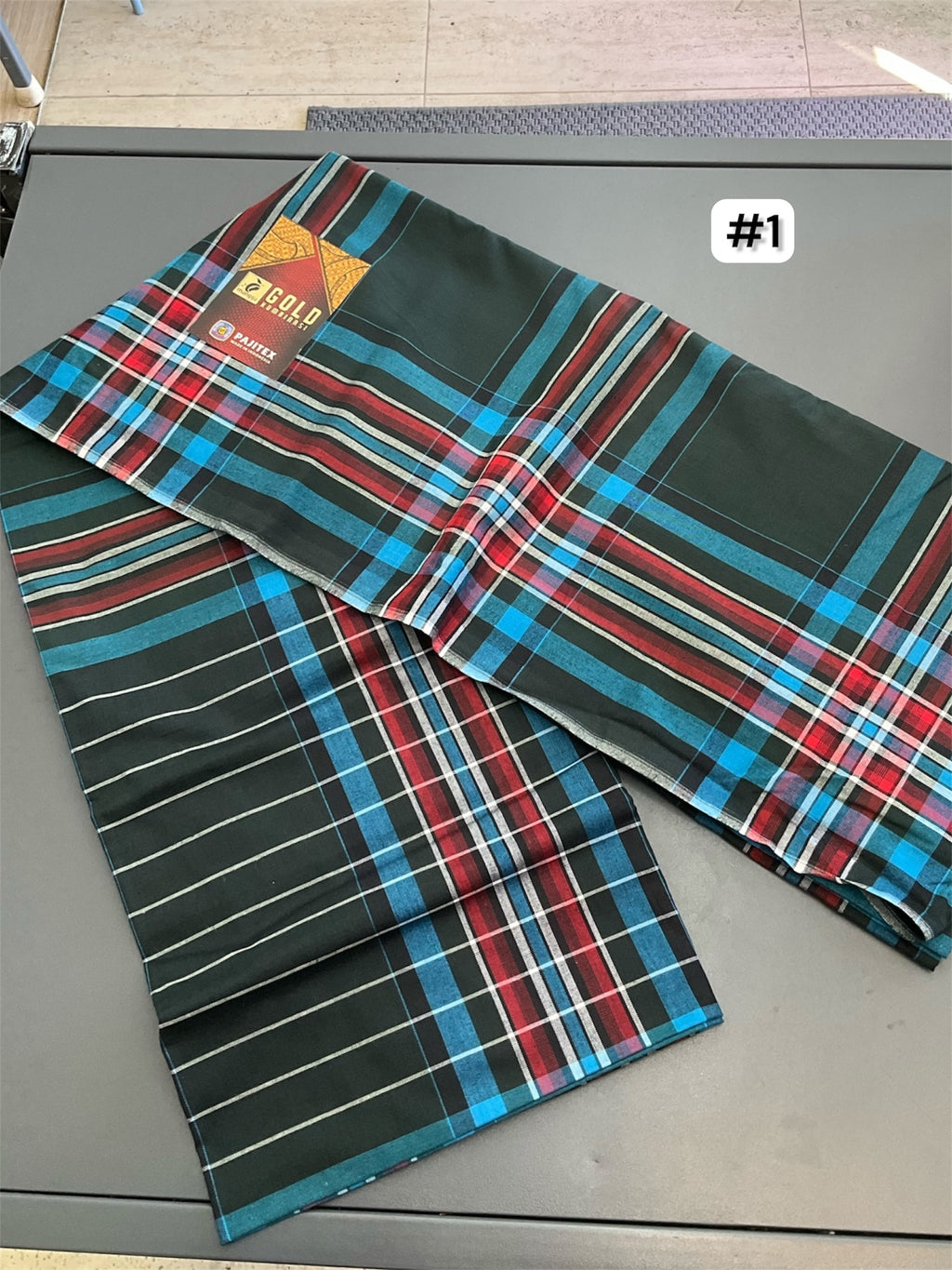 Sarong Pelekat