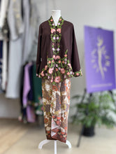 Load image into Gallery viewer, Kebaya Waty Pendek
