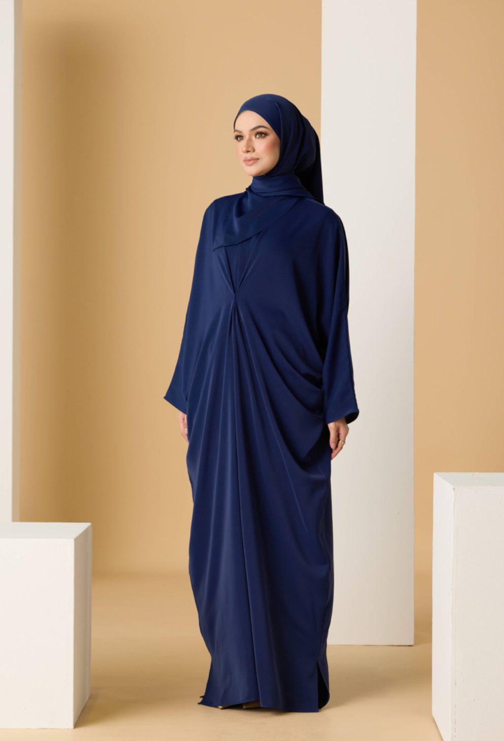 Kaftan Suraya with Butterfly Shawl