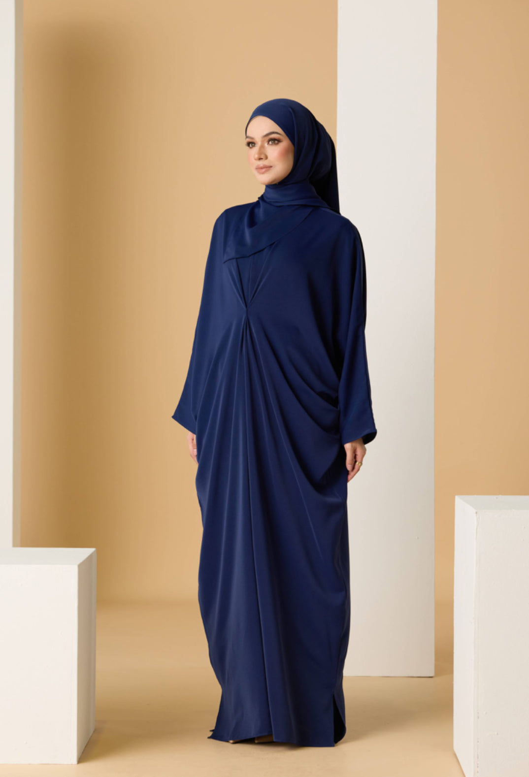 Kaftan Suraya with Butterfly Shawl