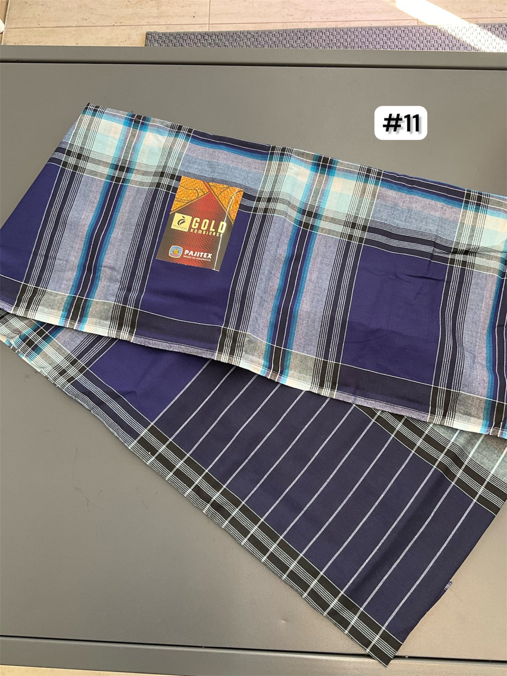 Sarong Pelekat