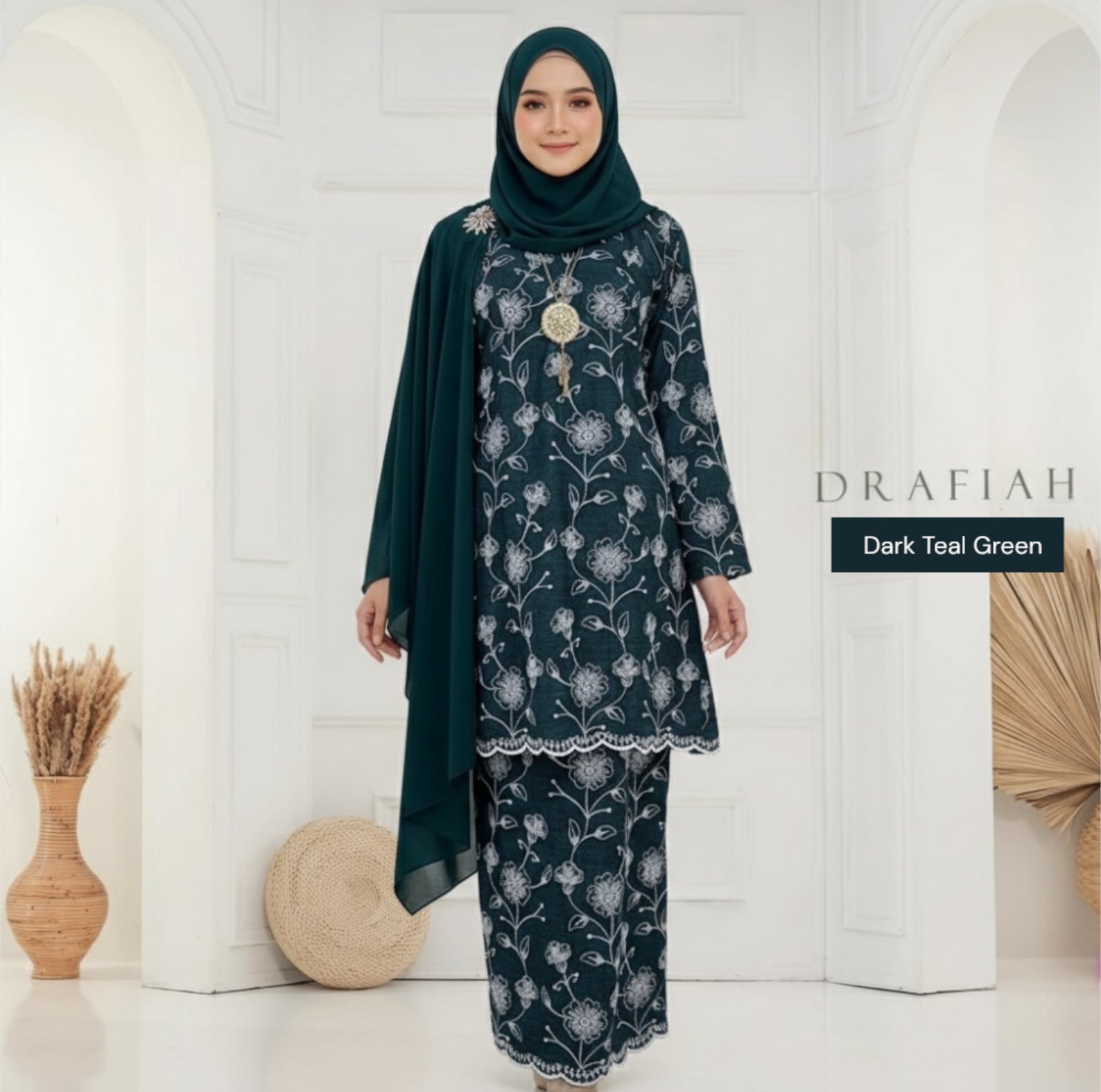 Drafiah Kurung Sulam