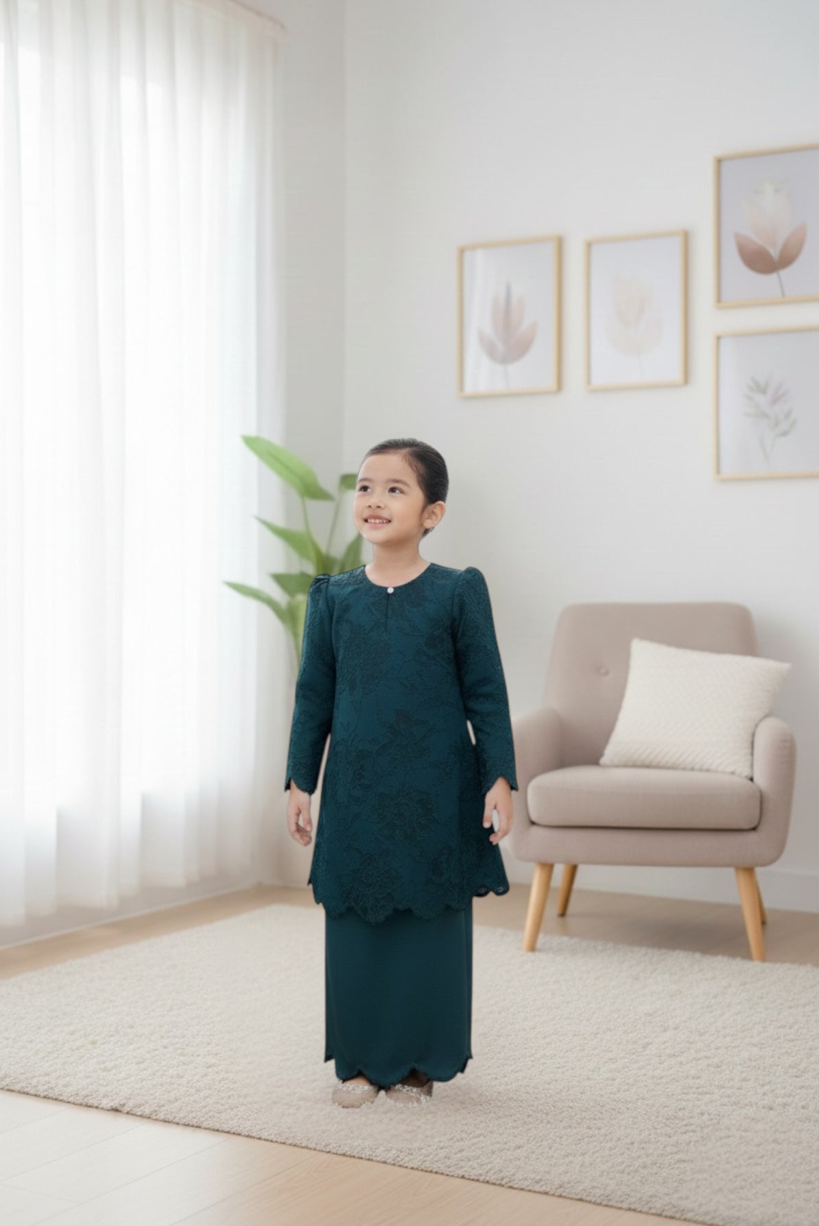 Grace Kurung Riau Girl