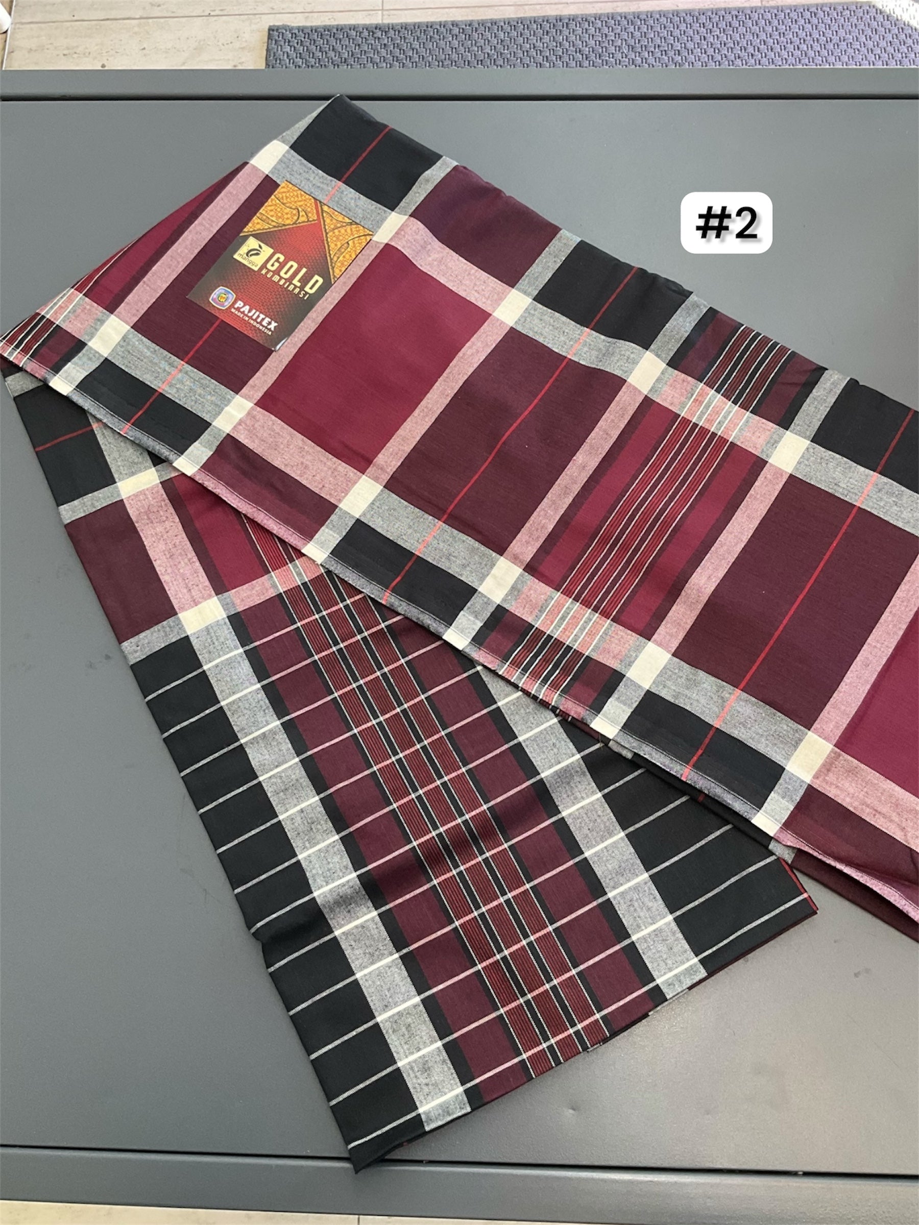 Sarong Pelekat
