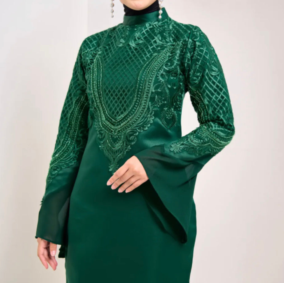 Vera Kurung