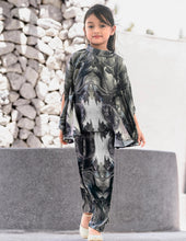 Load image into Gallery viewer, Bayu Kaftan Ayra Girls(Pre-Order)
