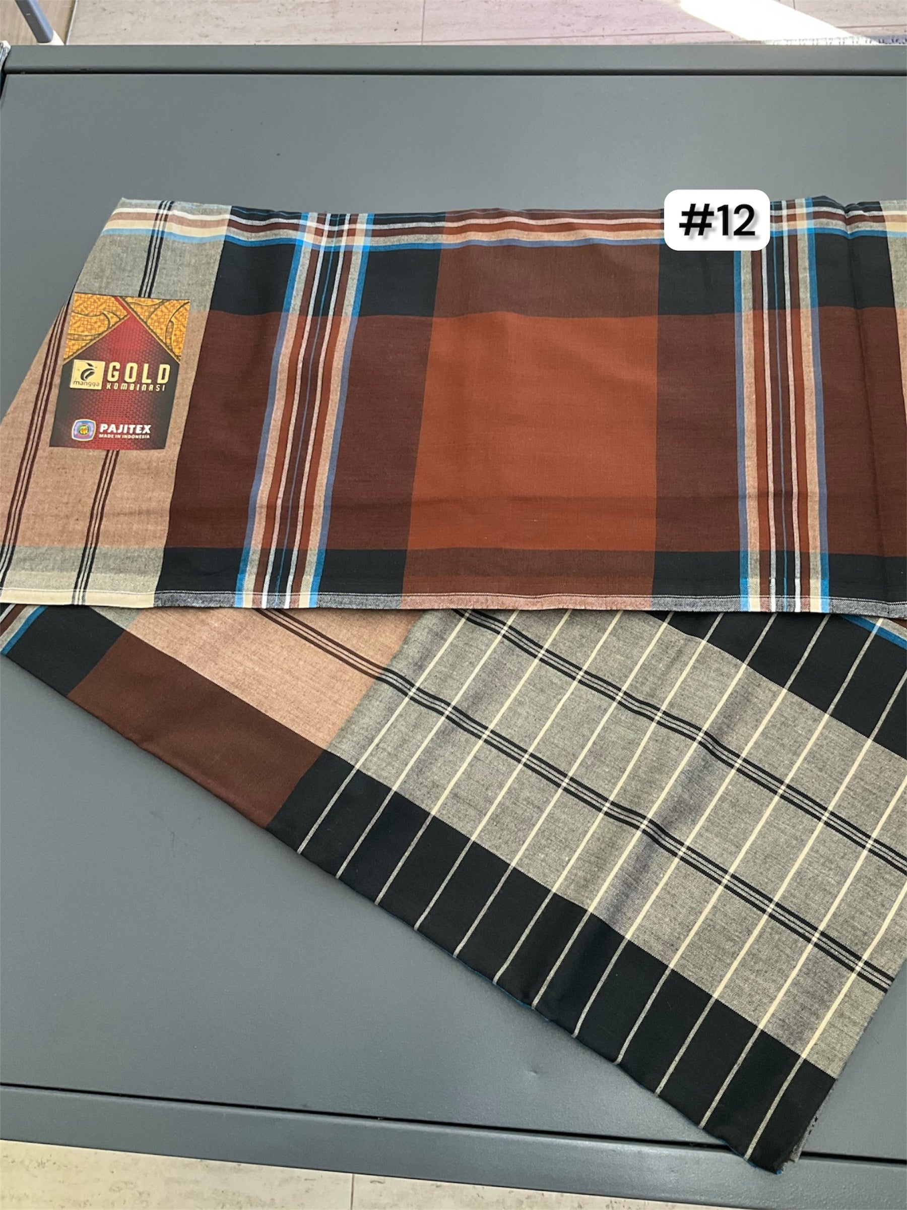 Sarong Pelekat