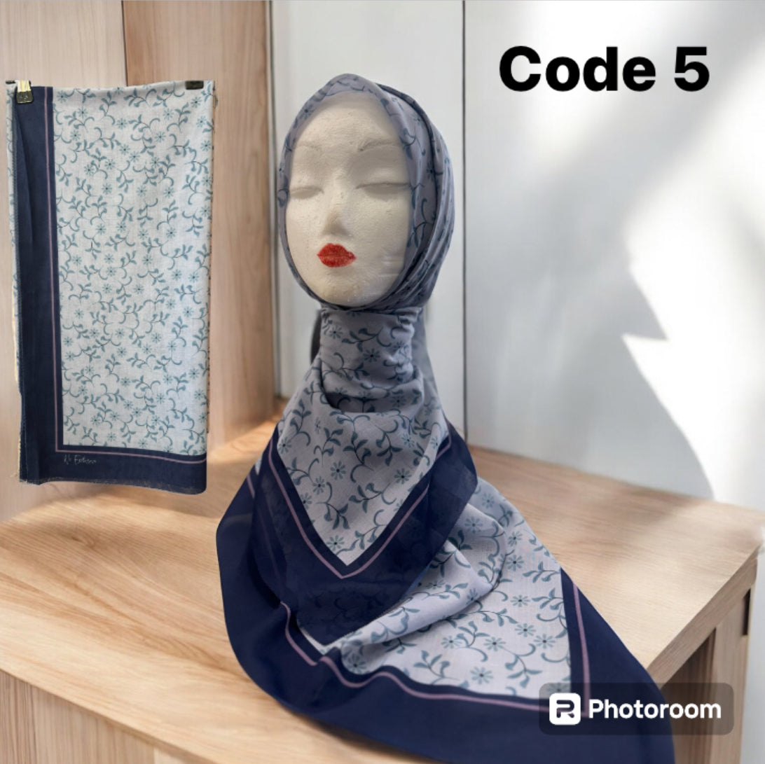 Printed Square Shawl (STD Size)