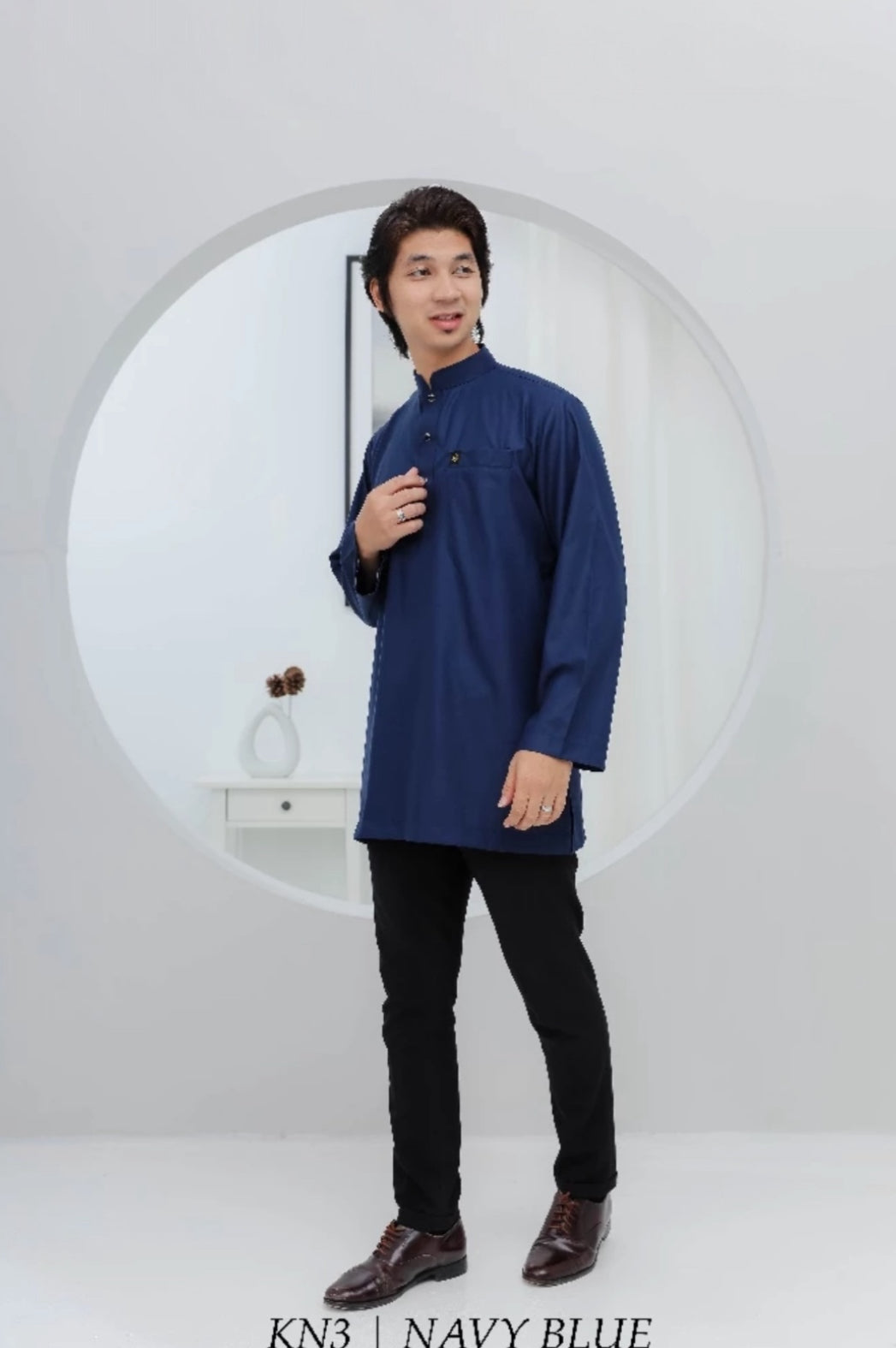 Kurta Nurasz Adult-Collar