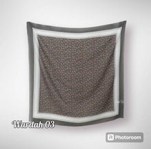 Load image into Gallery viewer, Printed Bawal (Square Shawl)
