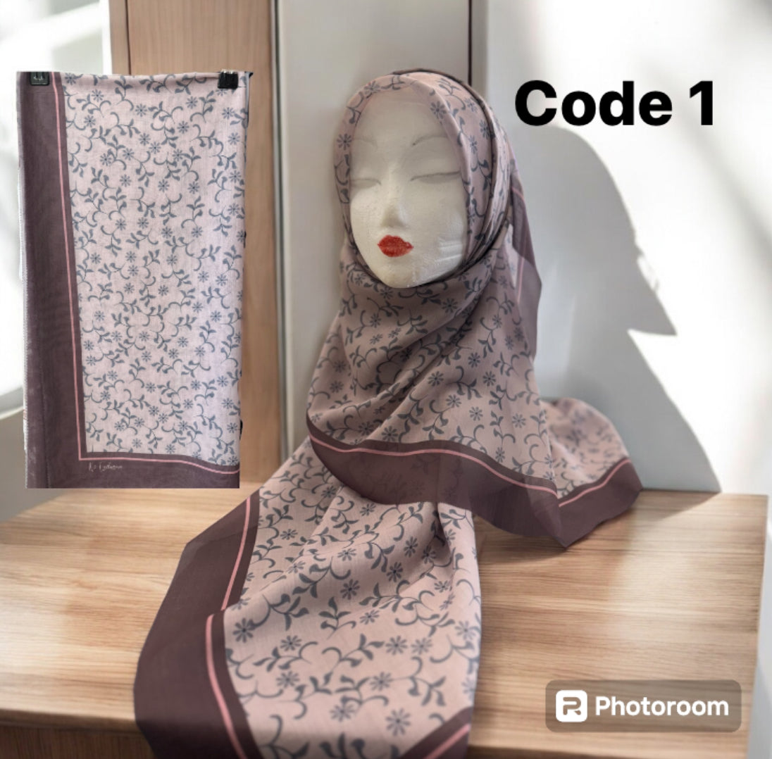Printed Square Shawl (STD Size)