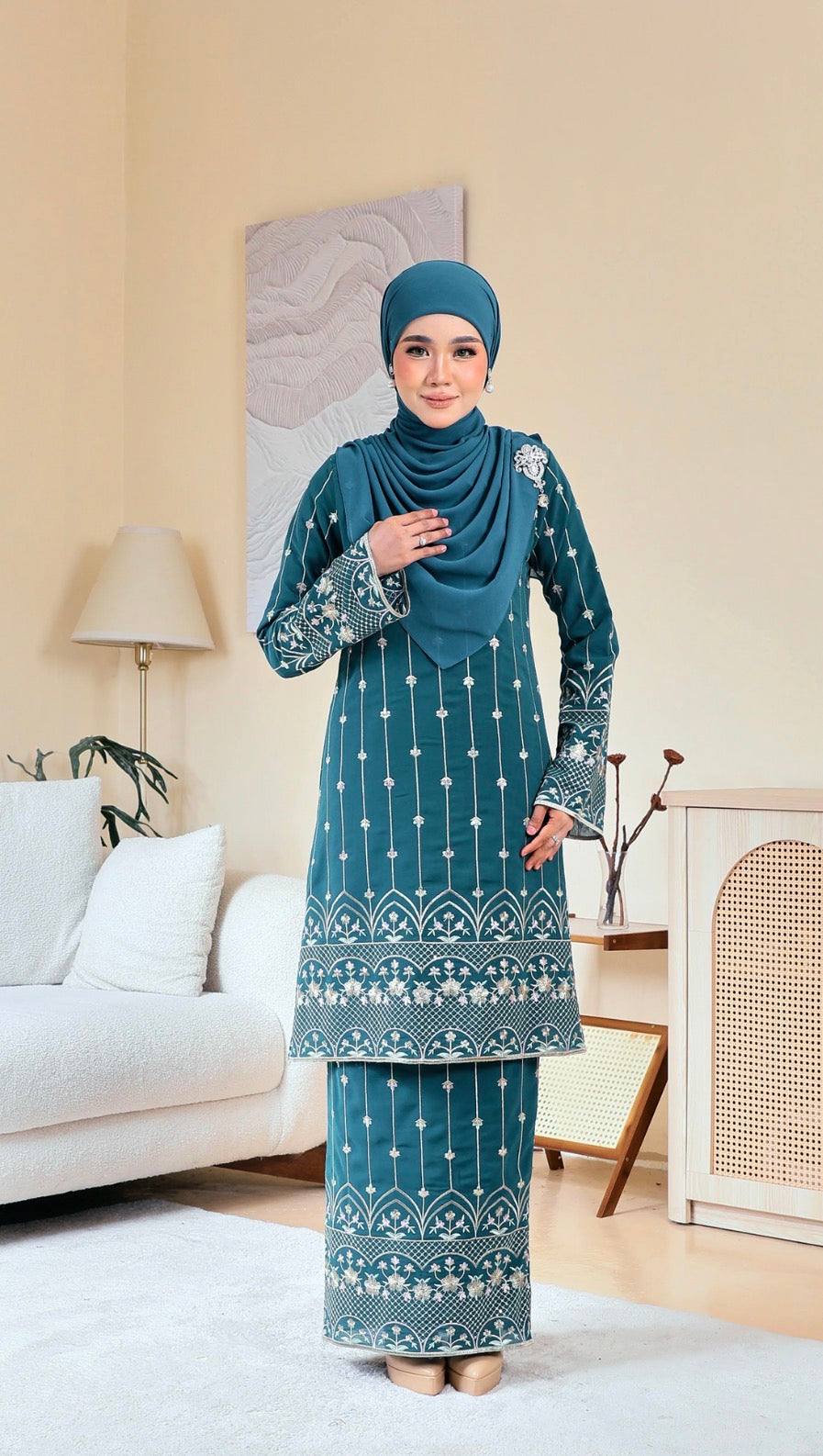 Nayra Kurung