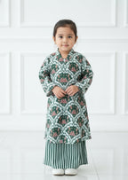 Quntom Kebaya-Adult only in yellow.  Kids in 3 colours