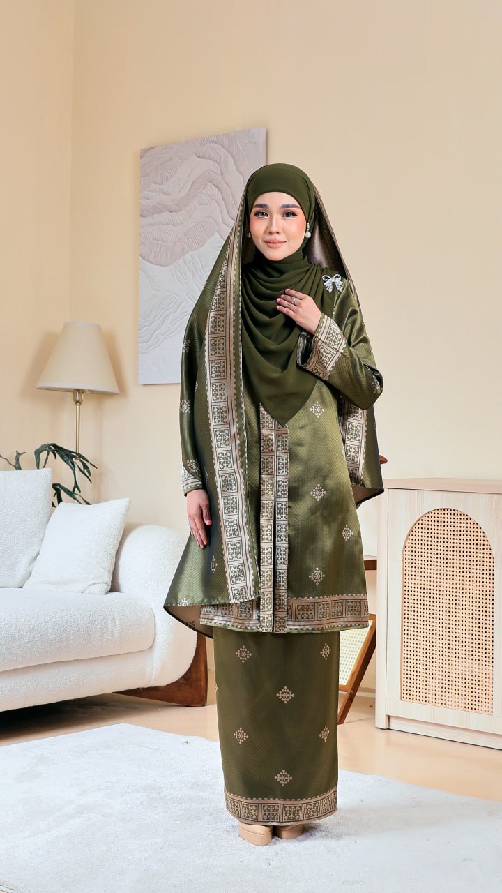 Kebaya Marina Adult