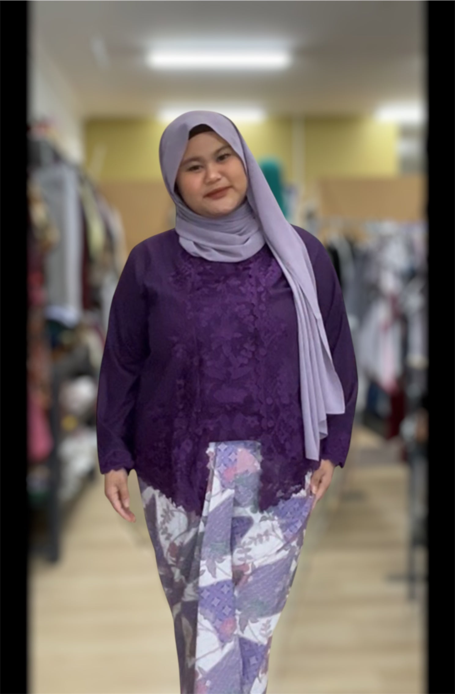 Kebaya Embun Kutu Baru