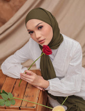 Load image into Gallery viewer, Pearl Chiffon Shawl

