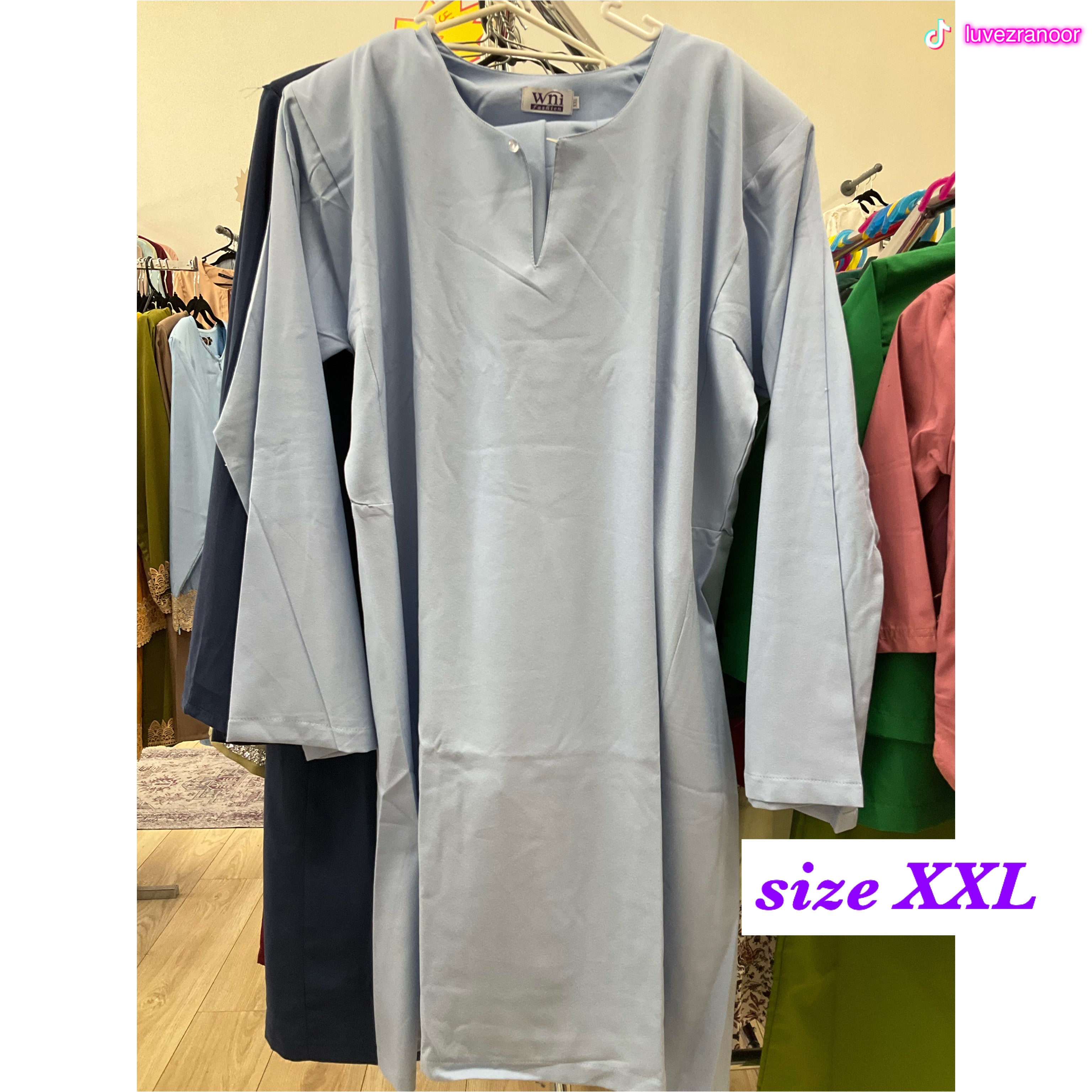 Yuna/Izzah Kurung (WNI)