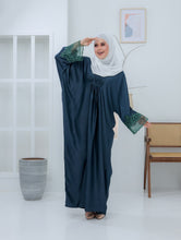 Load image into Gallery viewer, Zahra Kaftan
