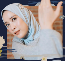 Load image into Gallery viewer, Reyd Sports Hijab Lite
