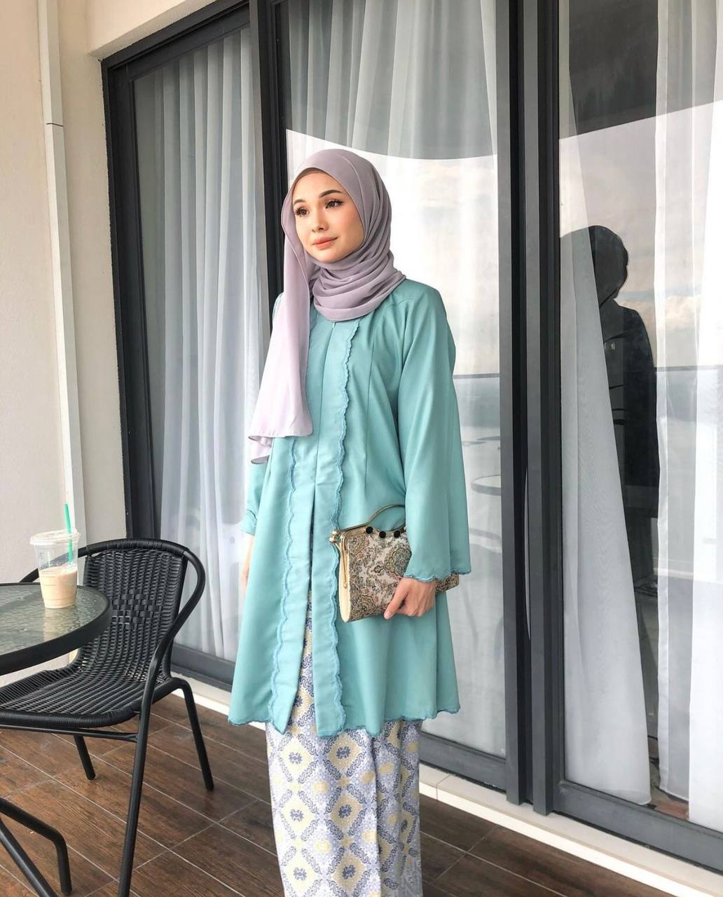 Kebarung Ayunisari - Firus