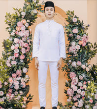 Load image into Gallery viewer, Qaiser Baju Melayu - WHITE
