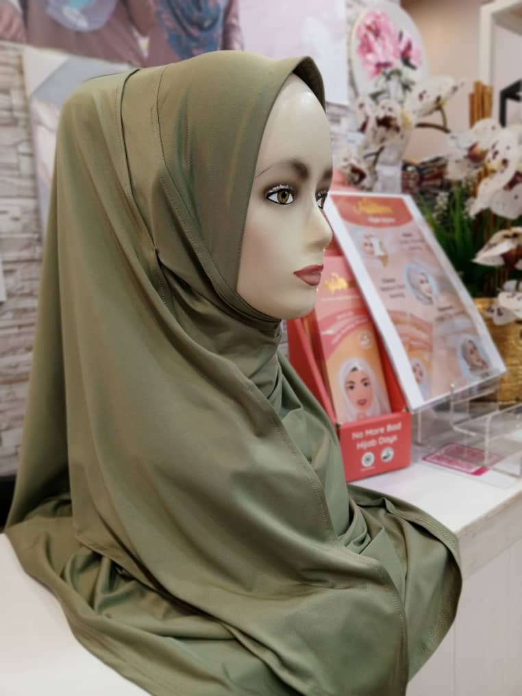 Fameera Lycra Silk Plain colours