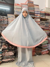Load image into Gallery viewer, Girls Telekung Set cotton
